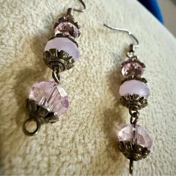 VINTAGE-INSPIRED DANGLE EARRINGS – STERLING HOOKS & PINK FACETED BEADS - Picture 14 of 17